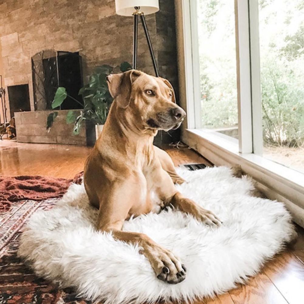 Dog Heaven™ Cloud Rug - Faux Fur Relaxing Dog Bed